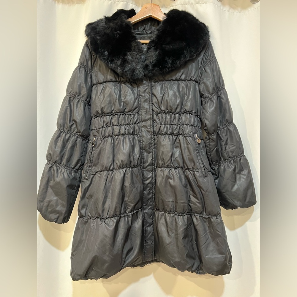 Black Puffer Coat with Removable Faux Fur Colla, size M